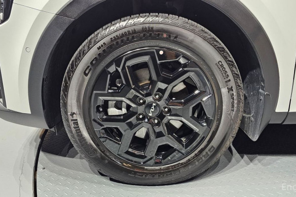 2023 Kia Sorento с пробегом 14 584 км