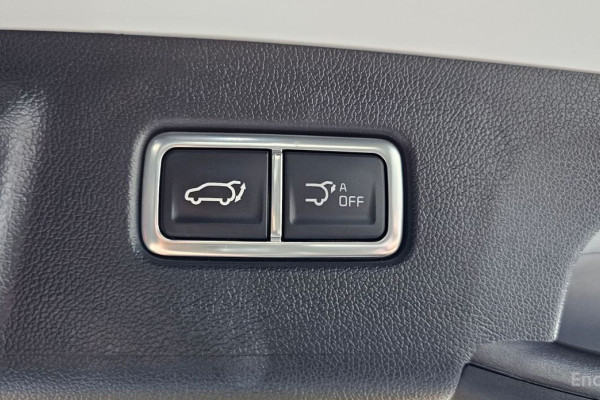 2024 Kia Sorento с пробегом 22 121 км