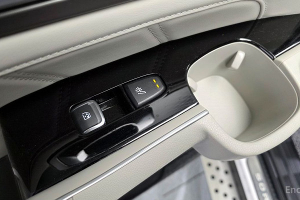 2024 Kia Sorento с пробегом 22 152 км