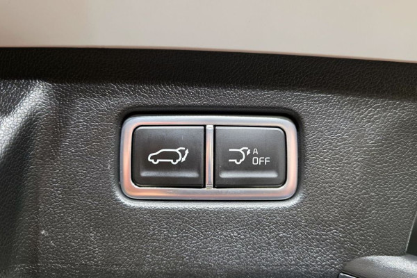 2024 Kia Sorento с пробегом 22 152 км