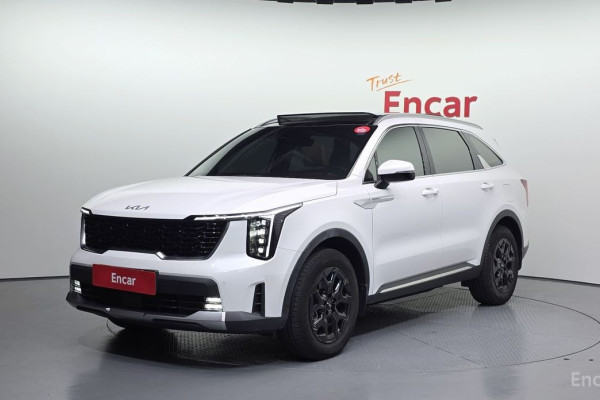 2024 Kia Sorento с пробегом 15 244 км