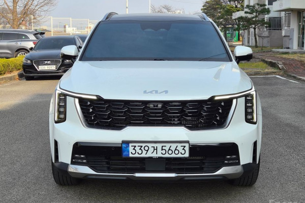 2024 Kia Sorento с пробегом 24 515 км