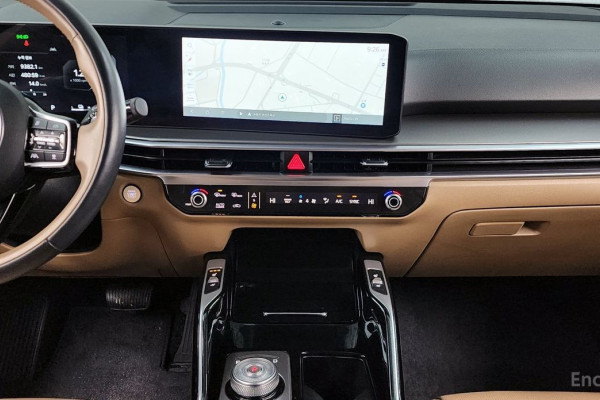 2025 Kia Sorento с пробегом 9 382 км