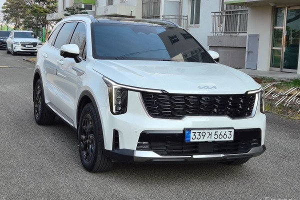 2024 Kia Sorento с пробегом 24 515 км