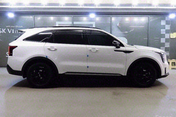 2023 Kia Sorento с пробегом 15 271 км