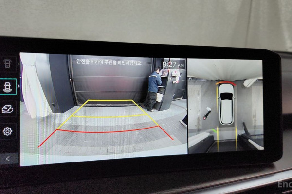 2025 Kia Sorento с пробегом 9 382 км