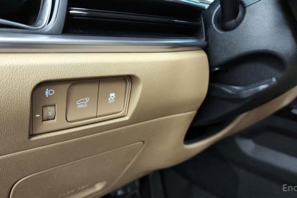 2025 Kia Sorento с пробегом 9 382 км