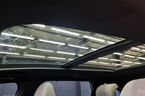 2025 Kia Sorento с пробегом 14 620 км