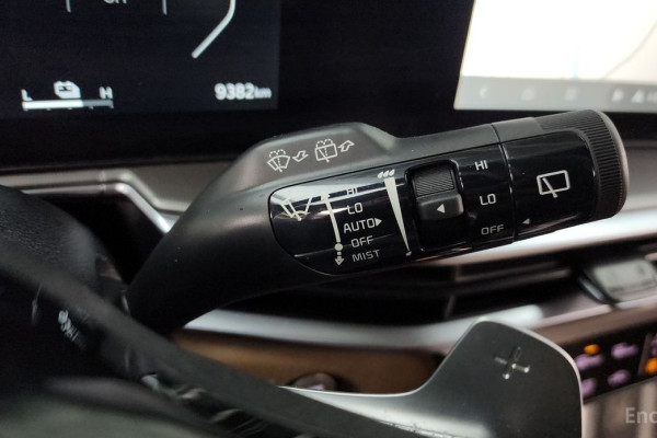 2025 Kia Sorento с пробегом 9 382 км