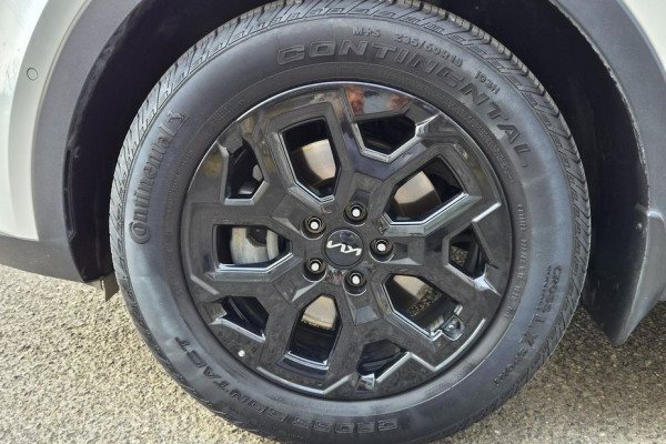 2024 Kia Sorento с пробегом 24 515 км