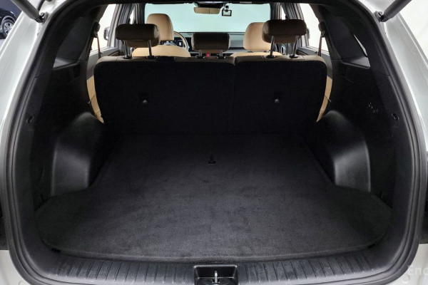 2025 Kia Sorento с пробегом 9 382 км