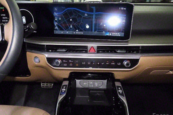 2023 Kia Sorento с пробегом 15 271 км