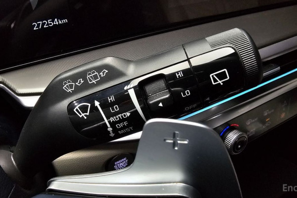 2023 Kia Sorento с пробегом 27 254 км