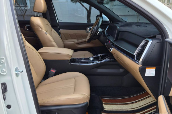 2024 Kia Sorento с пробегом 24 515 км