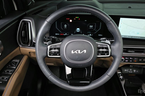 2024 Kia Sorento с пробегом 15 244 км