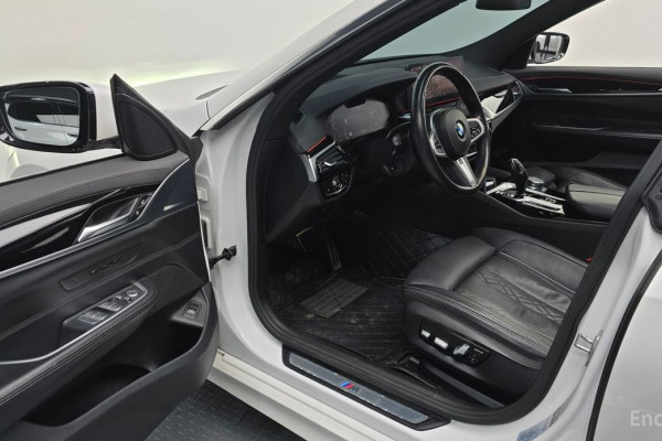 2021 BMW 6 серии с пробегом 81 429 км