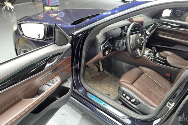 2021 BMW 6 серии с пробегом 50 323 км