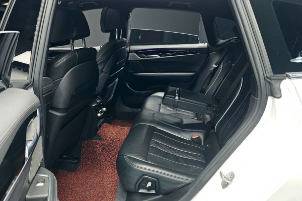 2020 BMW 6 серии с пробегом 111 774 км