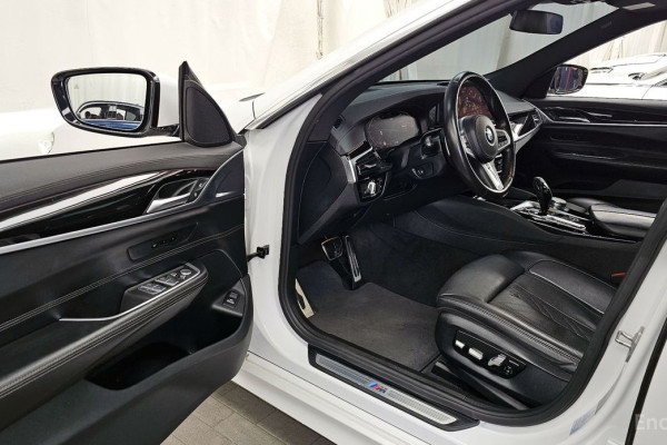 2021 BMW 6 серии с пробегом 105 485 км