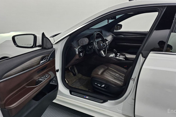 2020 BMW 6 серии с пробегом 52 781 км