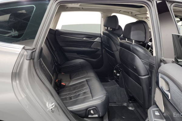 2021 BMW 6 серии с пробегом 57 700 км