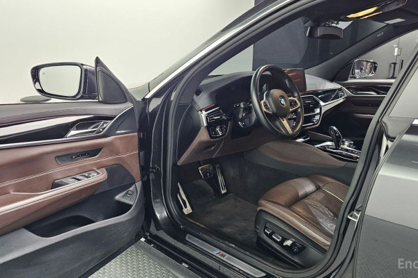 2021 BMW 6 серии с пробегом 64 499 км