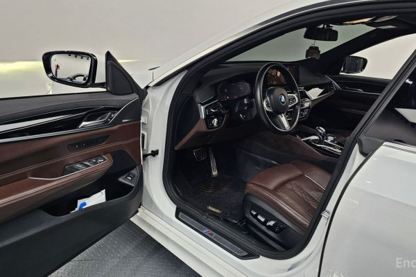 2021 BMW 6 серии с пробегом 111 106 км