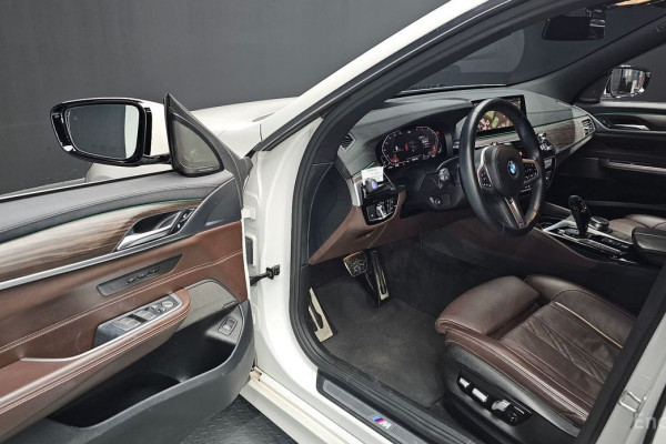2020 BMW 6 серии с пробегом 62 715 км