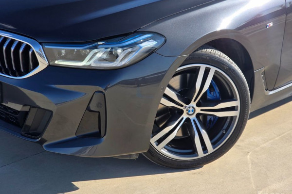 2022 BMW 6 серии с пробегом 90 707 км