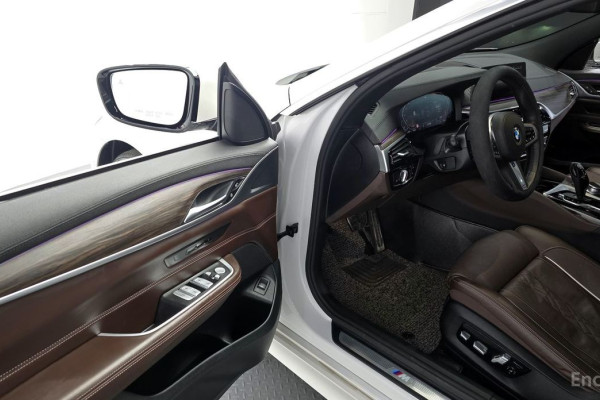 2020 BMW 6 серии с пробегом 64 090 км