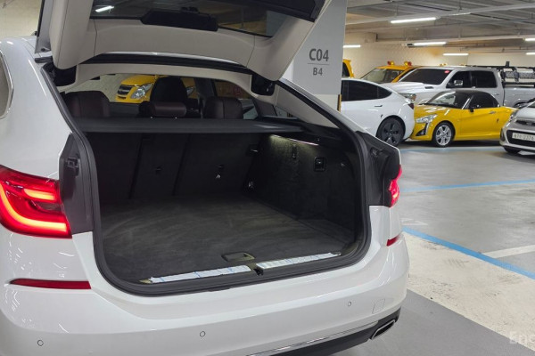 2022 BMW 6 серии с пробегом 65 676 км