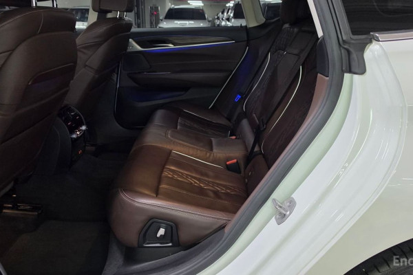 2022 BMW 6 серии с пробегом 65 676 км