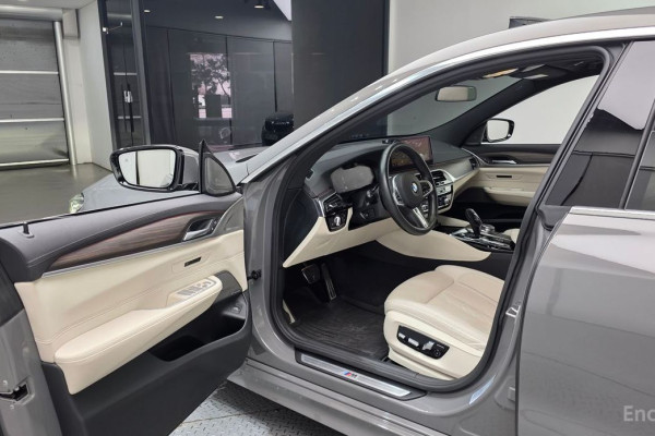 2021 BMW 6 серии с пробегом 75 333 км