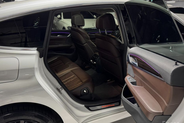 2019 BMW 6 серии с пробегом 83 784 км