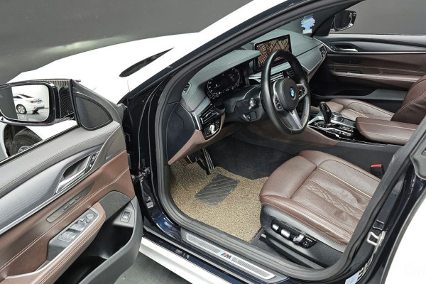 2022 BMW 6 серии с пробегом 67 225 км