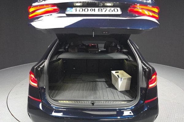 2022 BMW 6 серии с пробегом 110 556 км