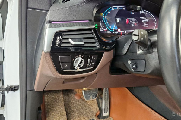 2023 BMW 6 серии с пробегом 49 151 км