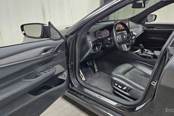 2022 BMW 6 серии с пробегом 76 526 км