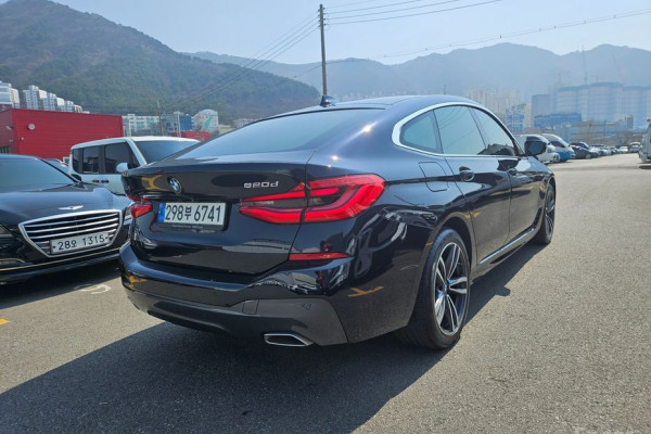 2021 BMW 6 серии с пробегом 53 759 км