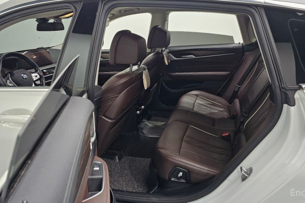 2022 BMW 6 серии с пробегом 52 597 км