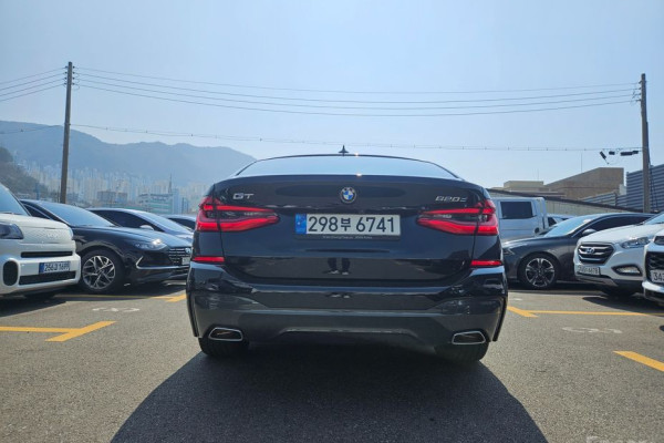 2021 BMW 6 серии с пробегом 53 759 км