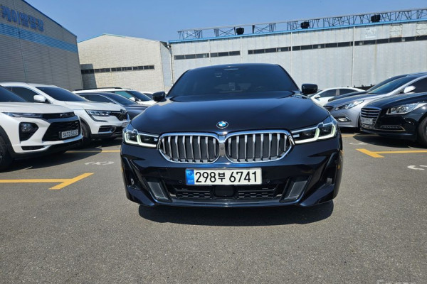 2021 BMW 6 серии с пробегом 53 759 км