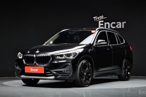 2020 BMW X1 с пробегом 67 900 км