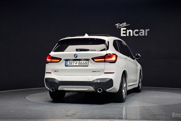 2020 BMW X1 с пробегом 71 500 км