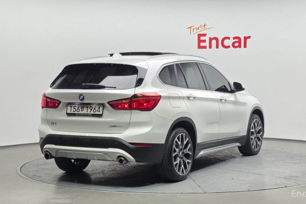 2022 BMW X1 с пробегом 75 222 км