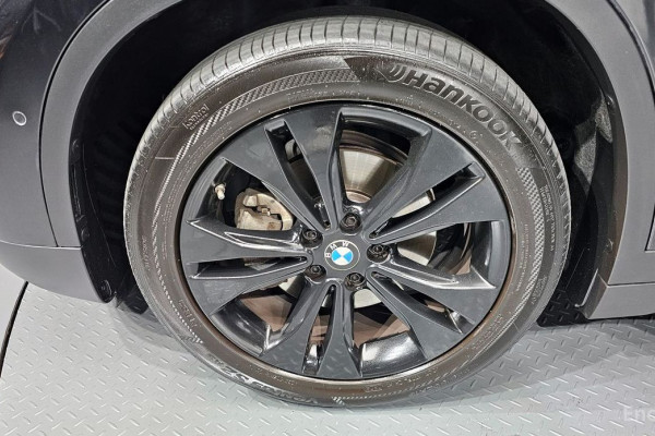 2020 BMW X1 с пробегом 67 900 км