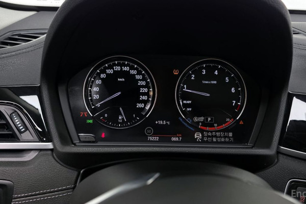 2022 BMW X1 с пробегом 75 222 км