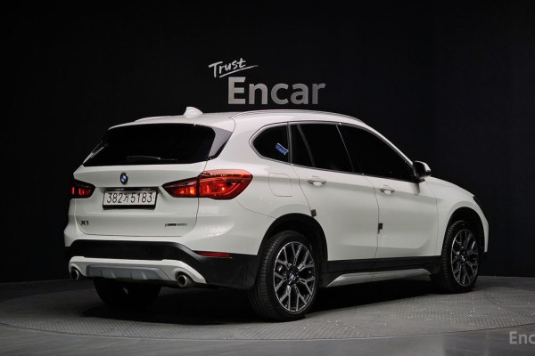 2022 BMW X1 с пробегом 82 151 км