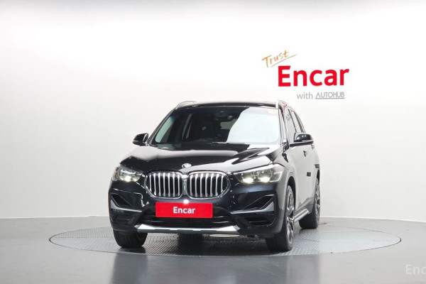 2022 BMW X1 с пробегом 66 811 км