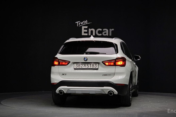 2022 BMW X1 с пробегом 82 151 км